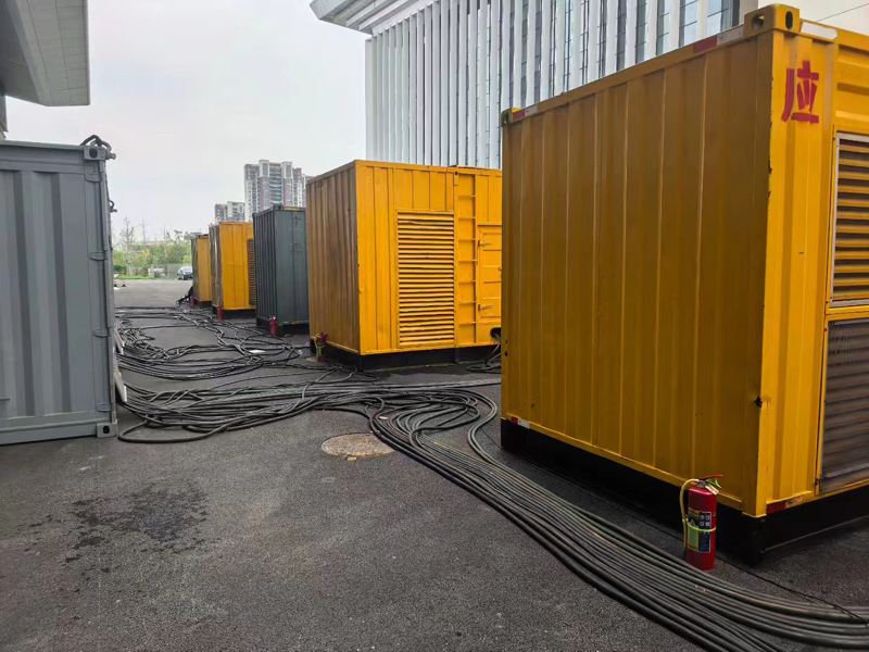 霍邱不同季节柴油发电机组保养有哪些注意事项?